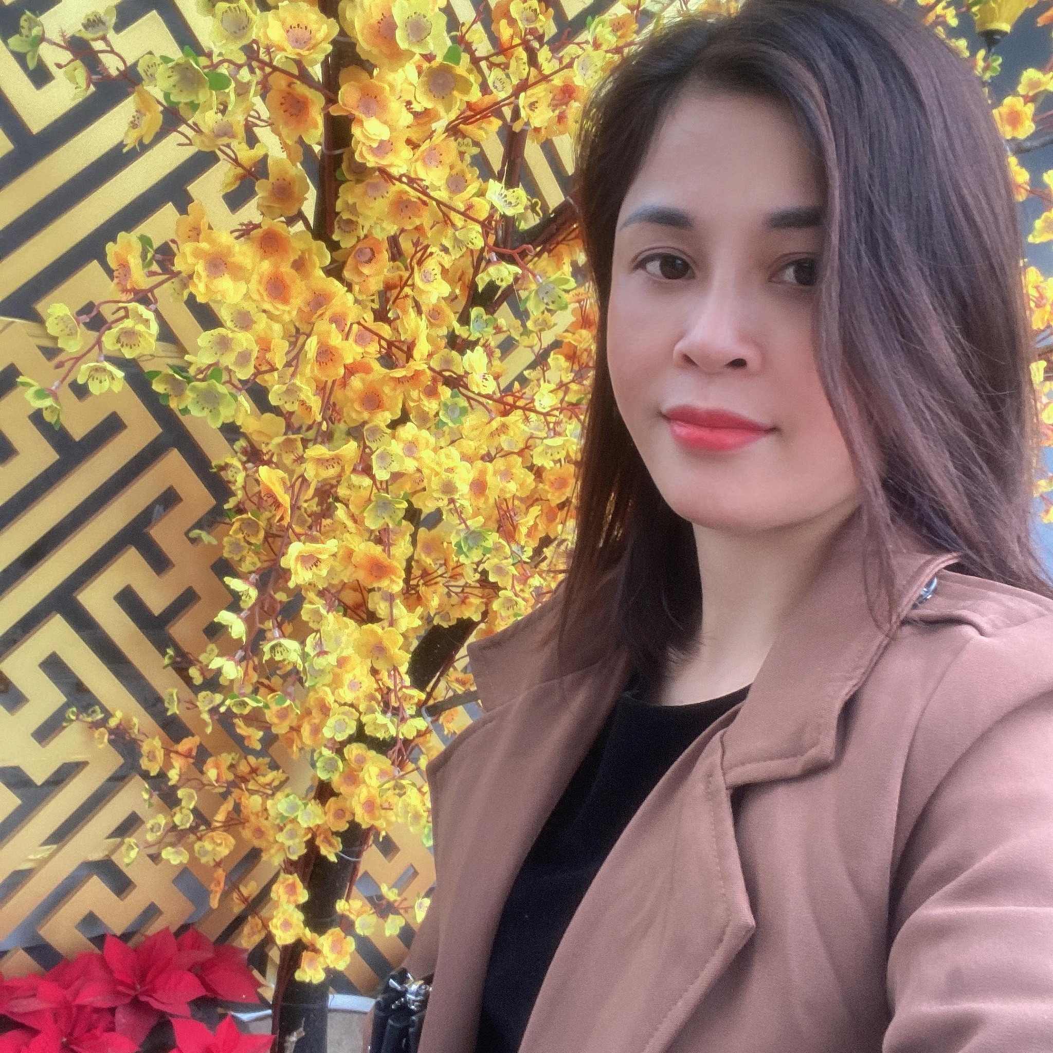 Chị Hương